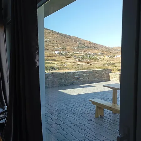 Sea Melody Tinos 3 *